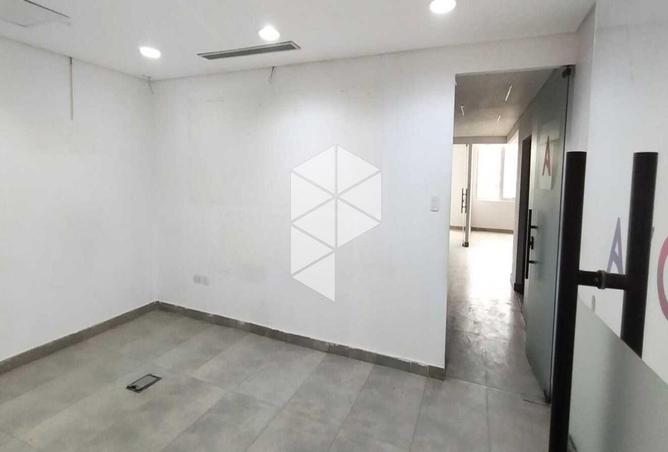 74304884 - Property Image 2
