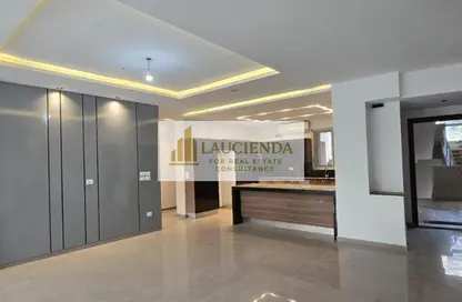 شقة - 3 غرف نوم - 2 حمامات للبيع في كمبوند فيلدج جاردن القطامية - كمبوندات التجمع الخامس - التجمع الخامس - مدينة القاهرة الجديدة - القاهرة