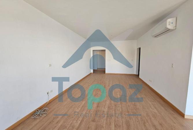 8719606 - Property Image 2