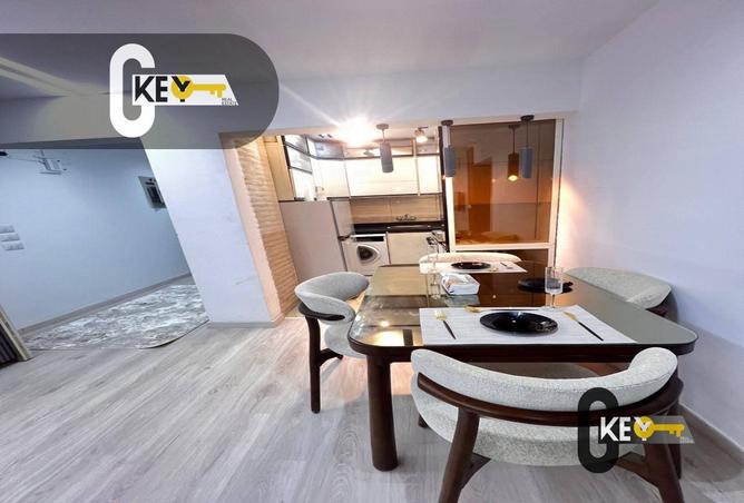 87207463 - Property Image 2
