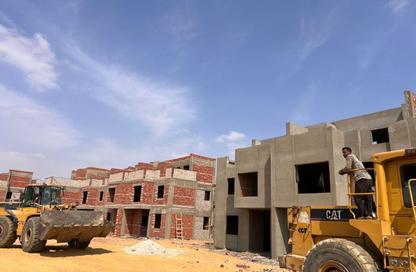 Townhouse - 5 Bedrooms - 4 Bathrooms for sale in West End - Sheikh Zayed City - Giza