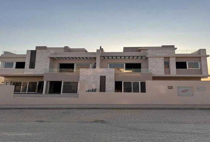 8648079 - Property Image 2