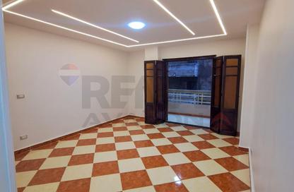 Apartment - 3 Bedrooms - 1 Bathroom for sale in Street 16 - Sidi Beshr - Hay Awal El Montazah - Alexandria