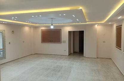 Apartment - 3 Bedrooms - 2 Bathrooms for rent in Al Khamayel city - Sheikh Zayed Compounds - Sheikh Zayed City - Giza
