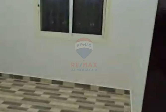 82097674 - Property Image 3