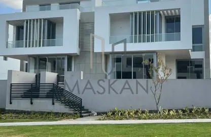 منزل مزدوج - 4 غرف نوم - 5 حمامات للبيع في جولز - طريق مصر اسكندرية الصحراوي - مدينة 6 أكتوبر - الجيزة