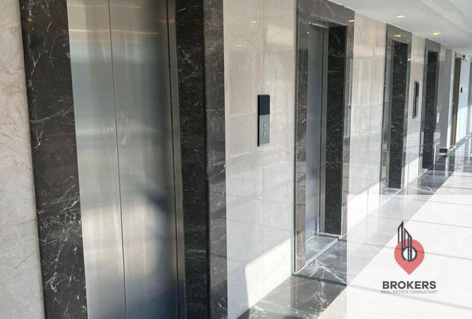 57493912 - صورة العقار 3