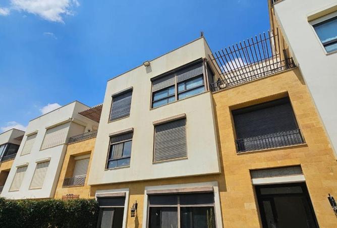 8550642 - Property Image 2