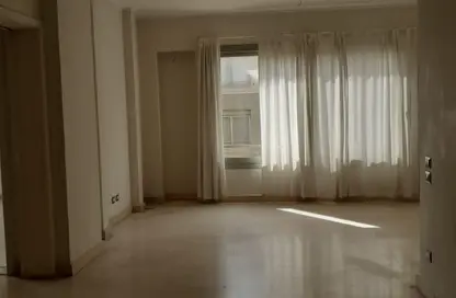 شقة - 1 حمام للبيع في فيلدج جيت - المستثمرين الجنوبية - مدينة القاهرة الجديدة - القاهرة