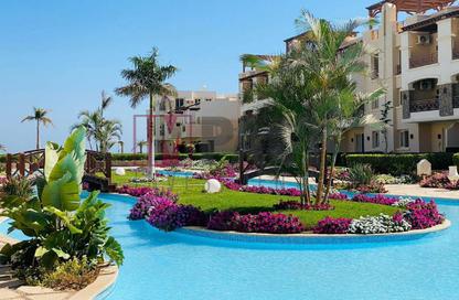 Chalet - 2 Bedrooms - 1 Bathroom for sale in Blue Blue - Al Ain Al Sokhna - Suez