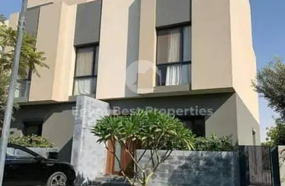 منزل مزدوج - 4 غرف نوم - 5 حمامات للبيع في كمبوند البروج - كمبوندات الشروق - مدينة الشروق - القاهرة