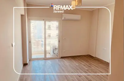 Apartment - 4 Bedrooms - 2 Bathrooms for rent in Mountain View iCity October - 6 October Compounds - 6 October City - Giza Apartment - 4 Bedrooms - 2 Bathrooms for rent in Mountain View iCity October - 6 October Compounds - 6 October City - Giza