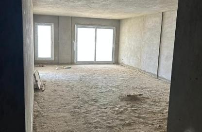 Apartment - 4 Bedrooms - 5 Bathrooms for sale in Hyde Park - New Cairo City - Cairo