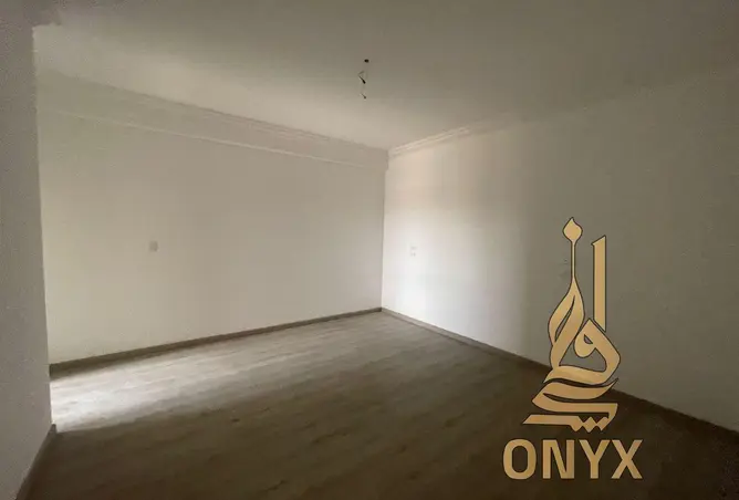 111604225 - Property Image 3