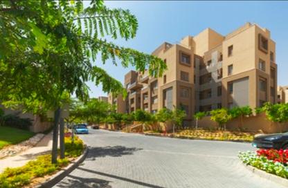 Apartment - 2 - 2 for sale in Palm Hills Village Gate - South Investors Area - New Cairo City - Cairo