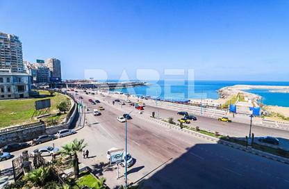 Apartment - 4 Bedrooms - 5 Bathrooms for sale in Zezenia - Hay Sharq - Alexandria