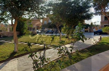 Villa - 4 Bedrooms - 3 Bathrooms for sale in Royal Meadows - Sheikh Zayed Compounds - Sheikh Zayed City - Giza Villa - 4 Bedrooms - 3 Bathrooms for sale in Royal Meadows - Sheikh Zayed Compounds - Sheikh Zayed City - Giza