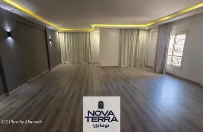 Apartment - 4 Bedrooms - 3 Bathrooms for sale in Touristic Zone 4 - Touristic Zone - Al Motamayez District - 6 October City - Giza