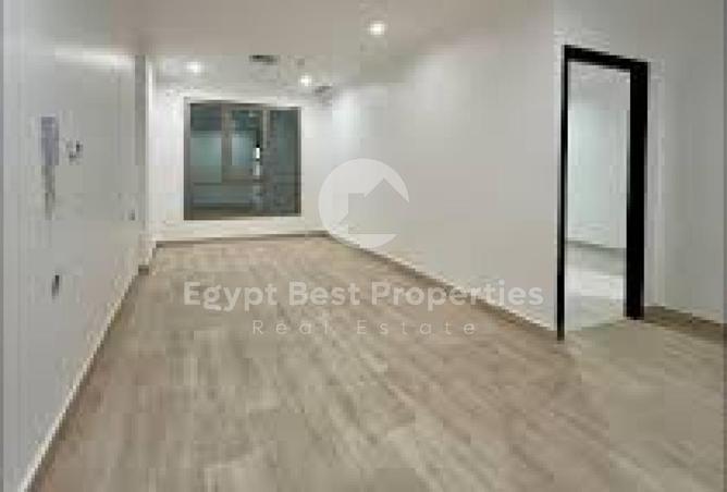 69560536 - صورة العقار 2