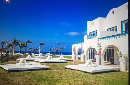 Chalet - 3 Bedrooms - 2 Bathrooms for sale in Mountain View - Ras Al Hekma - North Coast