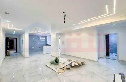 Apartment - 3 Bedrooms - 2 Bathrooms for sale in Abo Qir St. - Glim - Hay Sharq - Alexandria