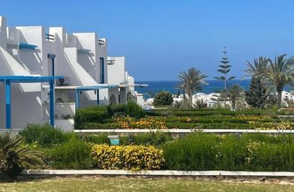 Chalet - 3 Bedrooms - 2 Bathrooms for sale in Mountain View - Ras Al Hekma - North Coast