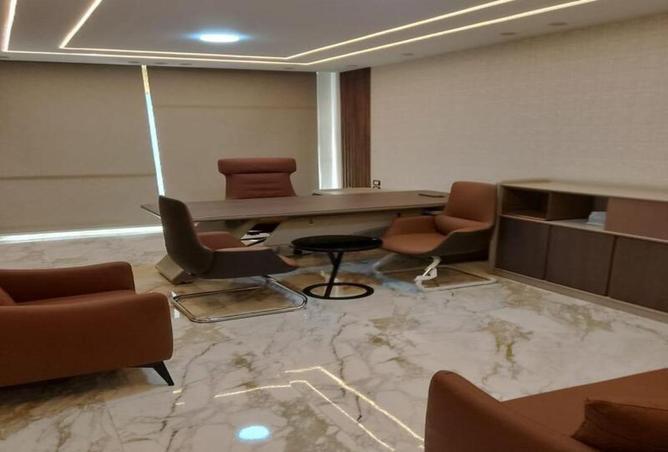 2OicSTG15ZQ - Property Main Image