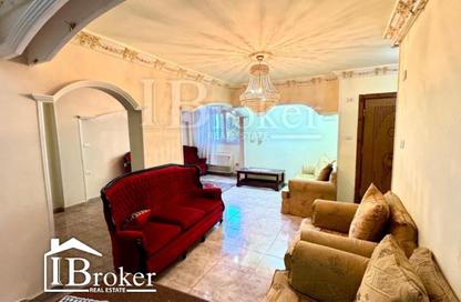 Apartment - 2 Bedrooms - 2 Bathrooms for sale in Abo Egela St. - Laurent - Hay Sharq - Alexandria