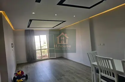 Apartment - 3 Bedrooms - 1 Bathroom for sale in Taha Hussein St. - Rehab City First Phase - Al Rehab - New Cairo City - Cairo