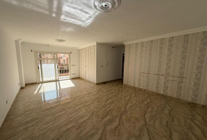 85601669 - Property Main Image
