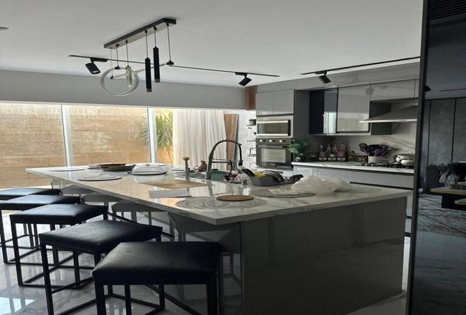 8466920 - Property Image 3