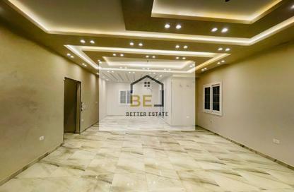 Apartment - 3 Bedrooms - 2 Bathrooms for rent in Al Gezira St. - South Investors Area - New Cairo City - Cairo