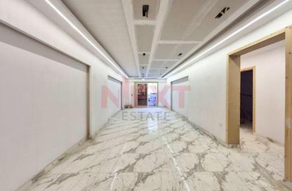 Apartment - 3 Bedrooms - 2 Bathrooms for sale in Ahmed Basha Turk St. - Fleming - Hay Sharq - Alexandria