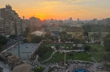 شقة - 3 غرف نوم - 3 حمامات للايجار في شارع محي الدين أبو العز - الدقي - الجيزة