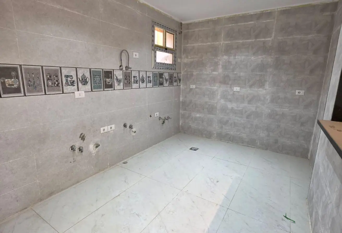 84250803 - Property Main Image