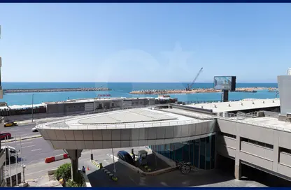 شقة - 2 غرف نوم - 2 حمامات للبيع في طريق الجيش - لوران - حي شرق - الاسكندرية