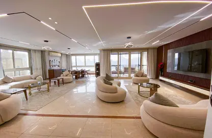 شقة - 4 غرف نوم - 5 حمامات للايجار في المنيل - حي المنيل - القاهرة