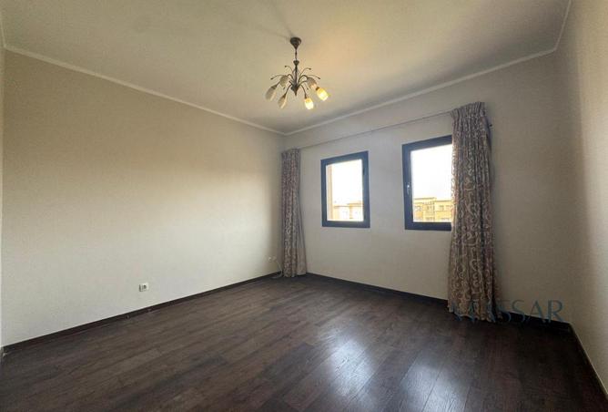 67733229 - Property Image 3