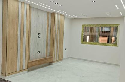 Apartment - 3 Bedrooms - 1 Bathroom for sale in Gate 2 - Ahmose - Hadayek El Ahram - Giza