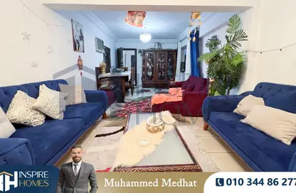 شقة - 3 غرف نوم - 2 حمامات للبيع في كامب شيزار - حي وسط - الاسكندرية