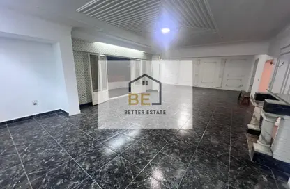 شقة - 3 غرف نوم - 2 حمامات للبيع في شارع عباس العقاد - المنطقة الأولى - مدينة نصر - القاهرة