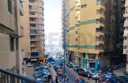 شقة - 2 غرف نوم - 1 حمام للبيع في السرايا - سيدي بشر - حي اول المنتزة - الاسكندرية