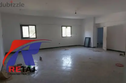 Co-Working Space - 6 Bedrooms - 2 Bathrooms for rent in Abbas Al Akkad St. - 1st Zone - Nasr City - Cairo