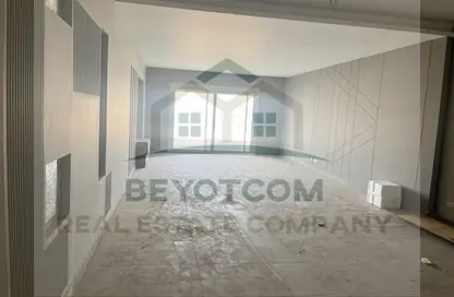 (بنتهاوس  (روف - 4 غرف نوم - 6 حمامات للايجار في ذا كراون - طريق مصر اسكندرية الصحراوي - مدينة 6 أكتوبر - الجيزة