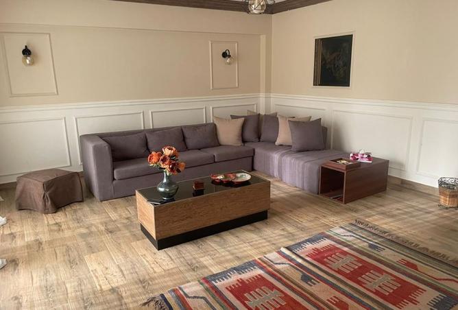 102909810 - Property Image 2