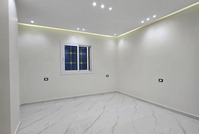 8708710 - Property Image 2