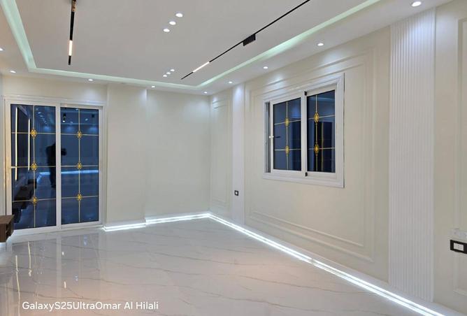 8708710 - Property Image 3