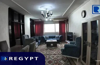 شقة - 3 غرف نوم - 2 حمامات للايجار في شارع طه حسين - الزمالك - القاهرة