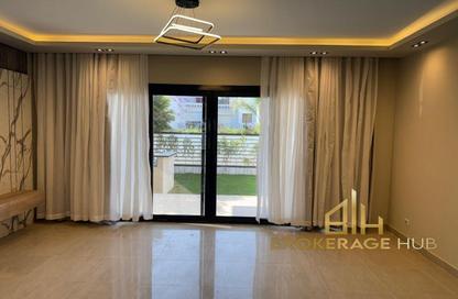 Townhouse - 2 Bedrooms - 3 Bathrooms for sale in Garden Residence - Hyde Park - New Cairo City - Cairo