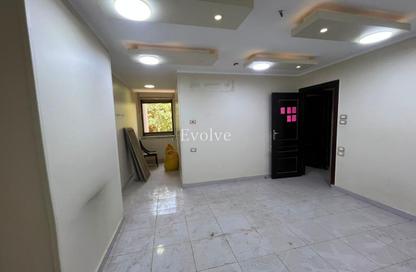Office Space - Studio - 2 Bathrooms for rent in Al Laselky St. - El Laselky - New Maadi - Hay El Maadi - Cairo